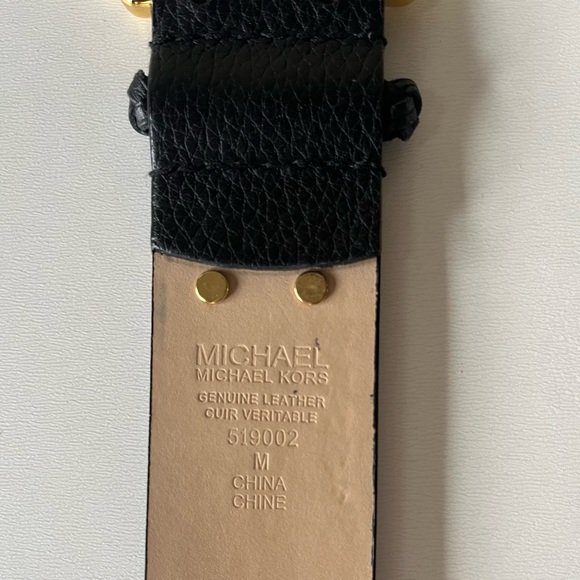 Michael Kors black leather belt w/ gold grommets & cord detail. Like new. Sz M - Picture 3 of 7